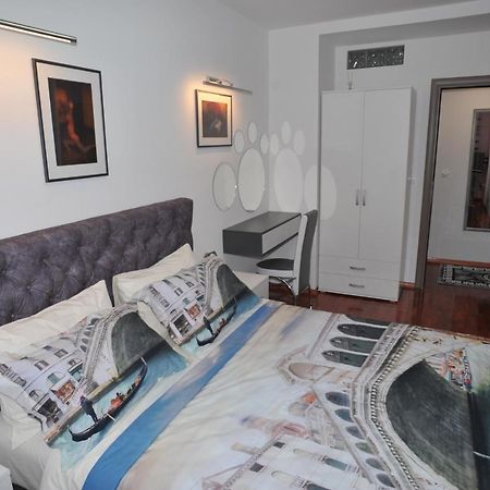 Twins Apartments ชาชาค ภายนอก รูปภาพ