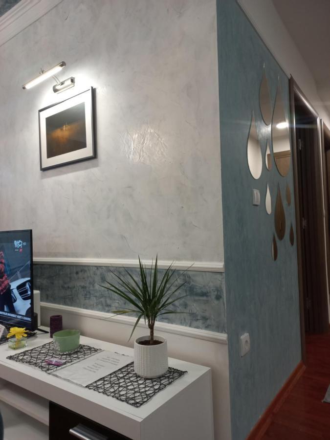 Twins Apartments ชาชาค ภายนอก รูปภาพ